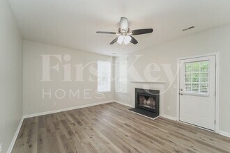 6412 Spanish Moss Ln in Charlotte, NC - Building Photo - Building Photo