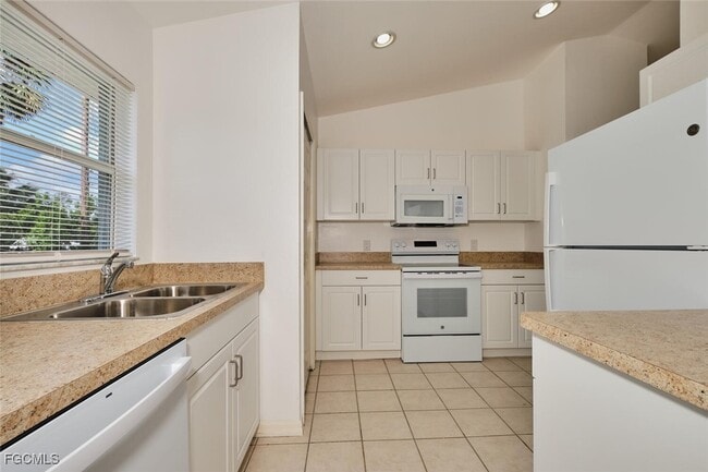 property at 3825 Hollycrest St