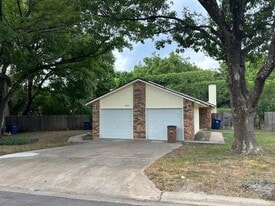 12816 Tomanet Trail in Austin, TX - Building Photo