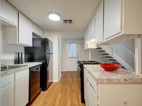 4906 Duval St in Austin, TX - Building Photo - Building Photo