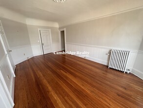 1033 Massachusetts Ave, Unit 502 in Cambridge, MA - Building Photo - Building Photo