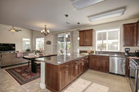 3425 Listan Way in Gold River, CA - Building Photo - Building Photo