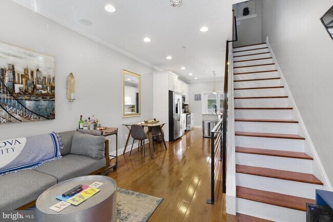 2023 Mountain St in Philadelphia, PA - Building Photo - Building Photo