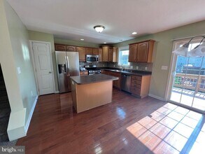 422 Mercury Dr in Mechanicsburg, PA - Building Photo - Building Photo