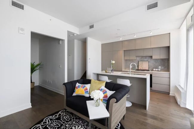 property at 1188 Rue Saint-Antoine O