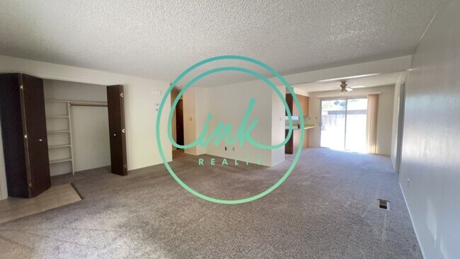 829 Travis Dr in Carson City, NV - Building Photo - Building Photo