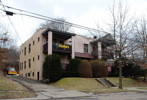 922 Oakmont Ave Apartments