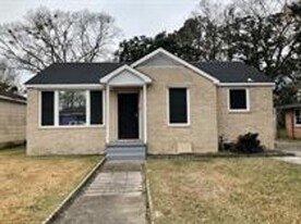 2347 Rhodes Ave in Baton Rouge, LA - Building Photo