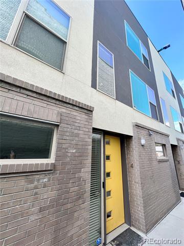 property at 2065 N Downing St