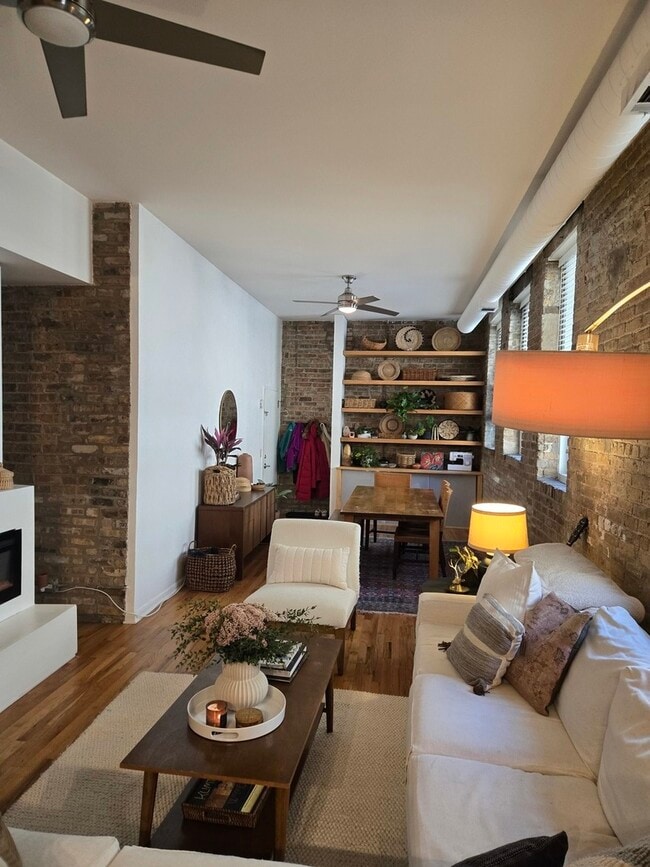 515 N Noble St in Chicago, IL - Building Photo - Building Photo