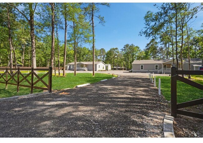 20774 Stevens in New Caney, TX - Building Photo - Building Photo