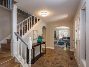 1084 Fife Ave in Palo Alto, CA - Foto de edificio - Building Photo