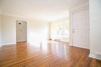 1758 Talbot St in Toledo, OH - Foto de edificio - Building Photo