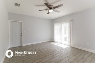 10911 N 20th St in Tampa, FL - Building Photo - Building Photo