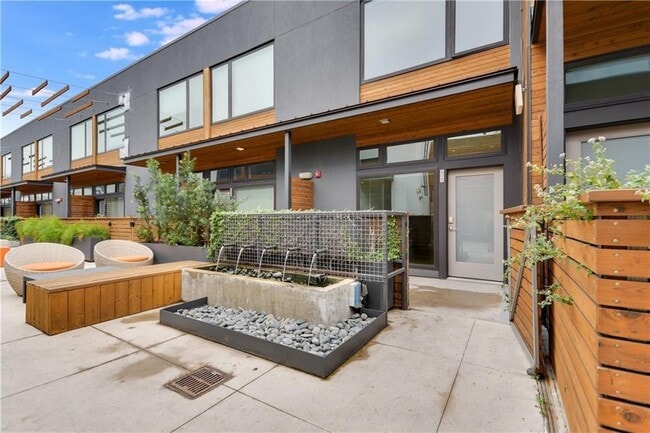 2002 E 7th St in Austin, TX - Building Photo - Building Photo