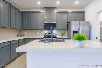 188 Vanhoy Ave in Henderson, NV - Building Photo - Building Photo