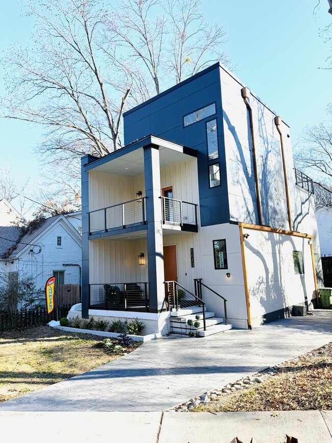 property at 1073 Hemphill Ave NW