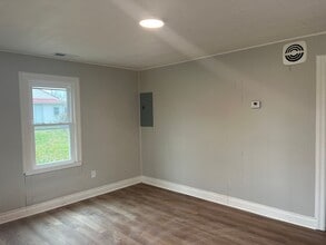 101 Turner Ave in Lancaster, KY - Building Photo - Building Photo