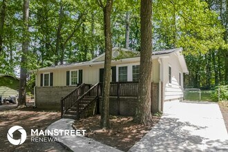 436 Voyles Dr in Riverdale, GA - Building Photo - Building Photo