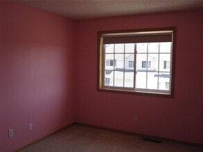3553 Sterling Heights Dr in River Falls, WI - Building Photo - Building Photo