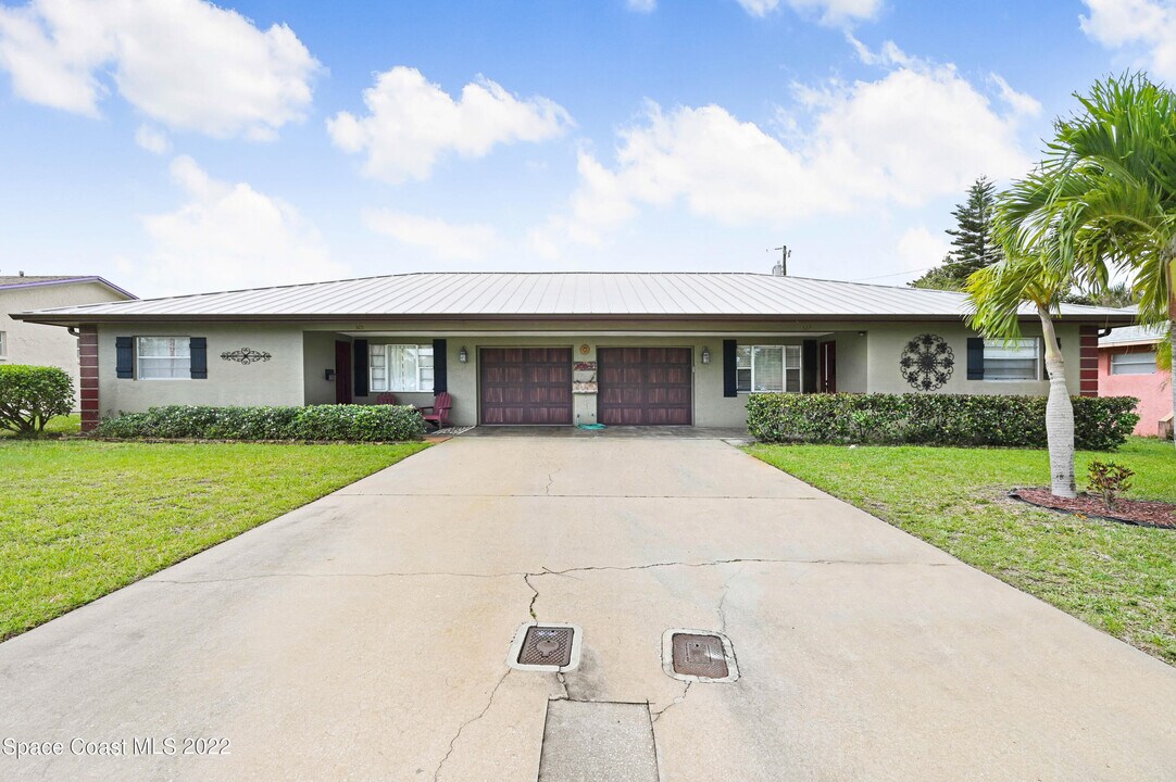 527 Wilson Ave in Satellite Beach, FL - Building Photo