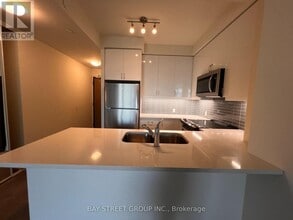 4955 Yonge St in Toronto, ON - Building Photo - Building Photo