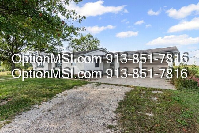 188 N 1600 Rd in Lecompton, KS - Building Photo - Building Photo