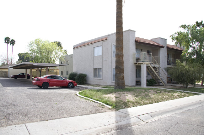 Turney Apartments in Phoenix, AZ - Building Photo - Building Photo