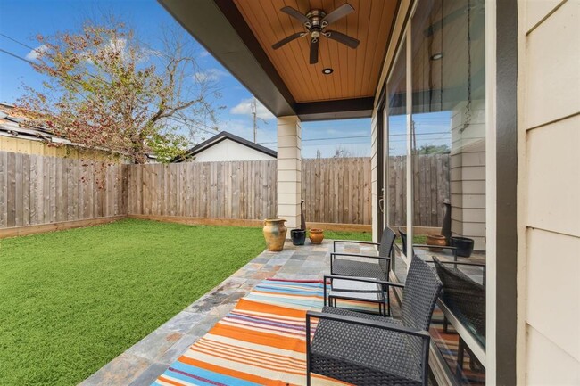 1033 Herkimer St in Houston, TX - Building Photo - Building Photo