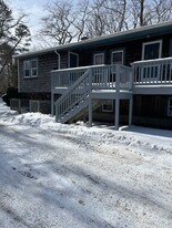 123 S Orleans Rd in Orleans, MA - Building Photo