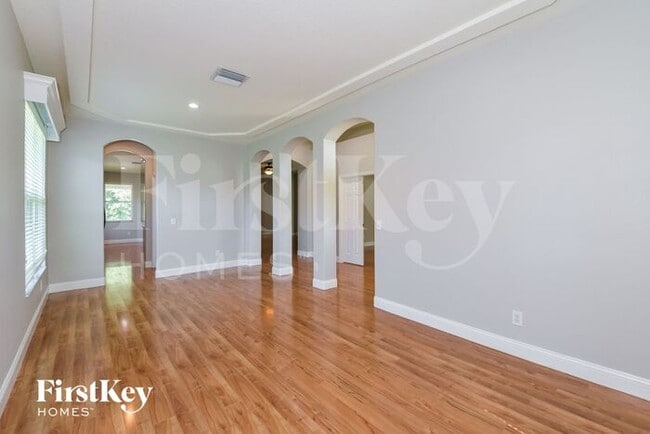 5240 Creekside Trail in Sarasota, FL - Foto de edificio - Building Photo