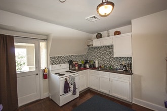 Aldine Apartments in Spring Grove, PA - Foto de edificio - Building Photo