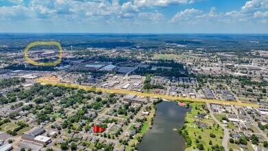 19 18th St in Tuscaloosa, AL - Foto de edificio - Building Photo
