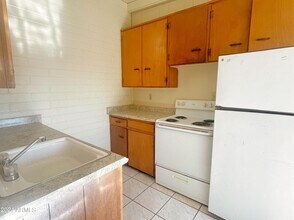 678 S Grand Dr-Unit -L in Apache Junction, AZ - Foto de edificio - Building Photo