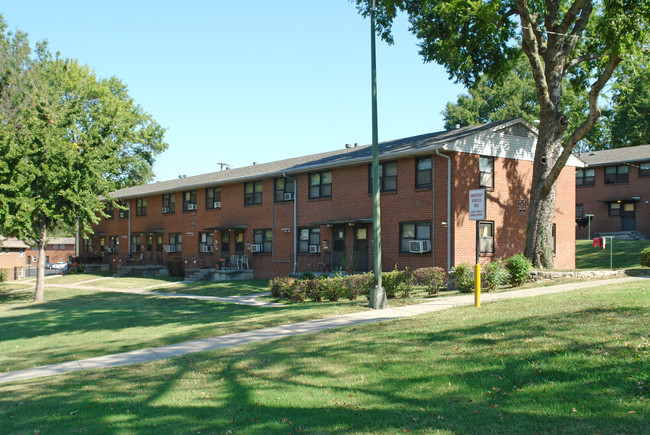 Cayce Place in Nashville, TN - Building Photo - Building Photo