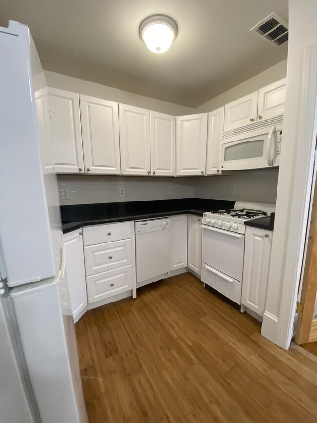3 Dalton St in Boston, MA - Building Photo - Building Photo