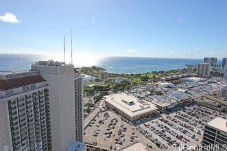 1631 Kapiolani Blvd in Honolulu, HI - Building Photo - Building Photo