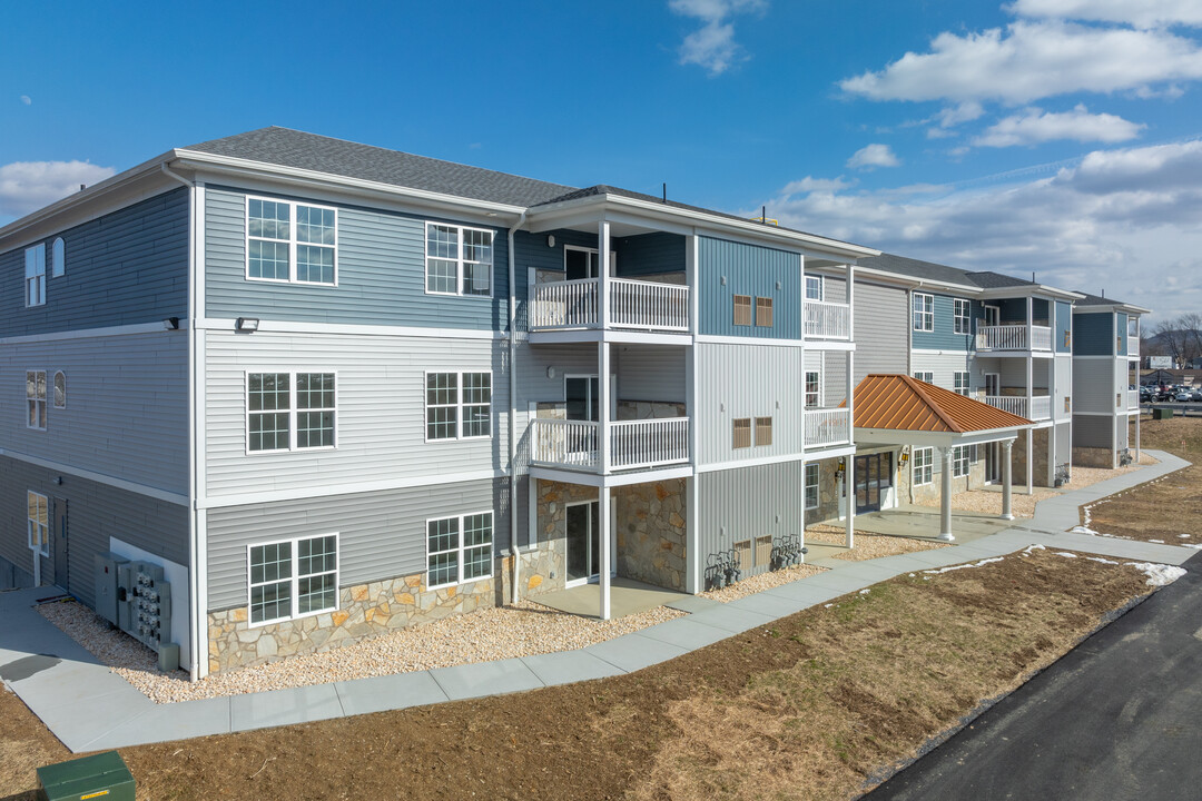 Green Valley Terrace Luxury Apartments in Sinking Spring, PA - Building Photo