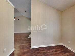 1795 Charleston Oak Cir in Lawrenceville, GA - Building Photo - Building Photo