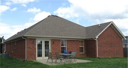 6228 Caleigh Dr in Charlestown, IN - Building Photo - Building Photo