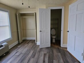 302 Alder St, Unit D in Myrtle Beach, SC - Foto de edificio - Building Photo