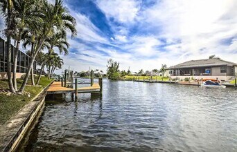 2806 SW 38th Terrace in Cape Coral, FL - Building Photo - Building Photo