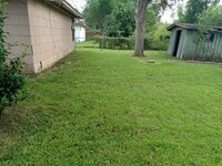 10818 Long Gate Dr photo'