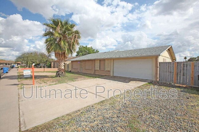 property at 1547 W Kerry Ln