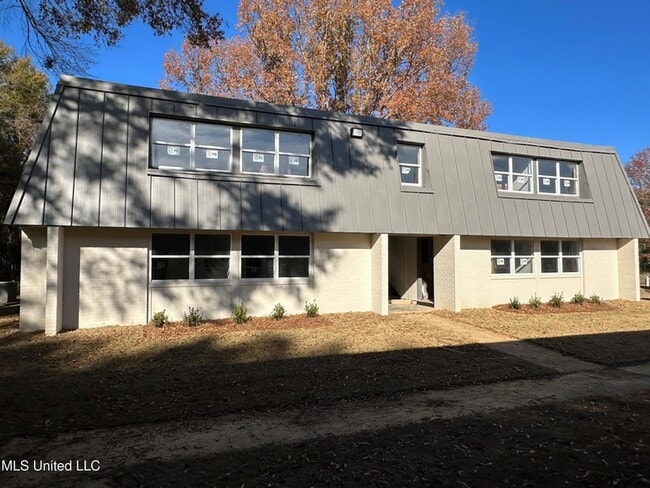 property at 433 Meadowlark Dr