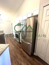 6 Swamp Fire Ct in Greenville, SC - Building Photo - Building Photo