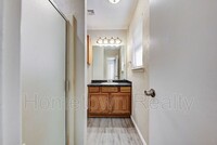 1704 Tudor Dr photo'