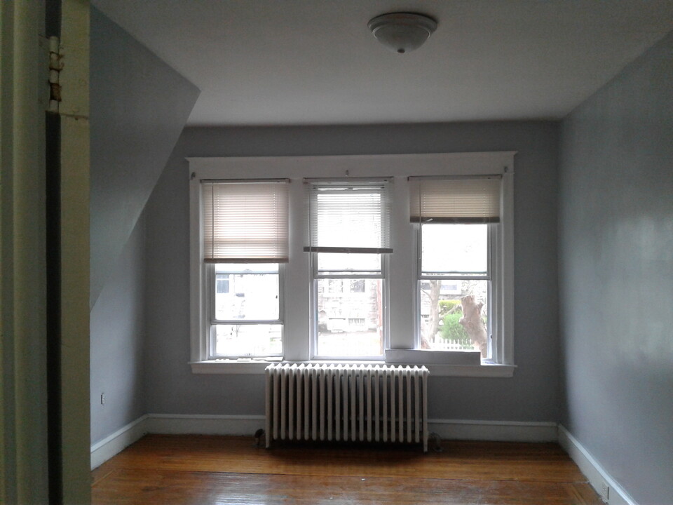 6641 Rutland St, Unit First Floor in Philadelphia, PA - Building Photo