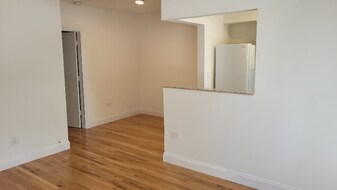 9005 NE 8th Ave, Unit 2 in Miami, FL - Building Photo