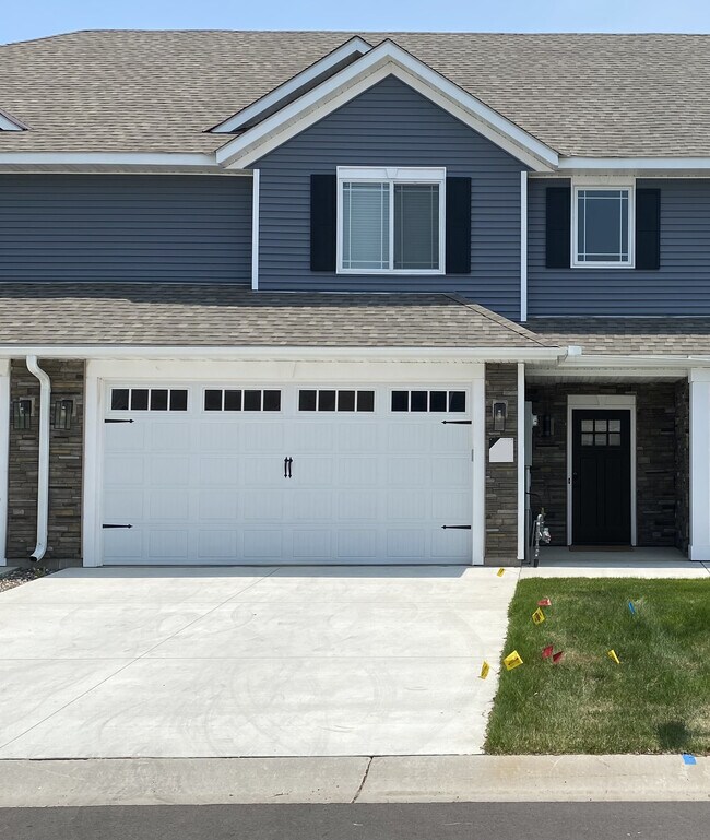 22050 Brenly Way Rentals in Rogers, MN